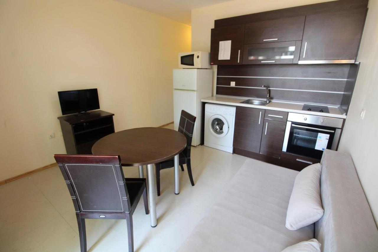 Menada Green Hills Apartments Sozopol Bagian luar foto